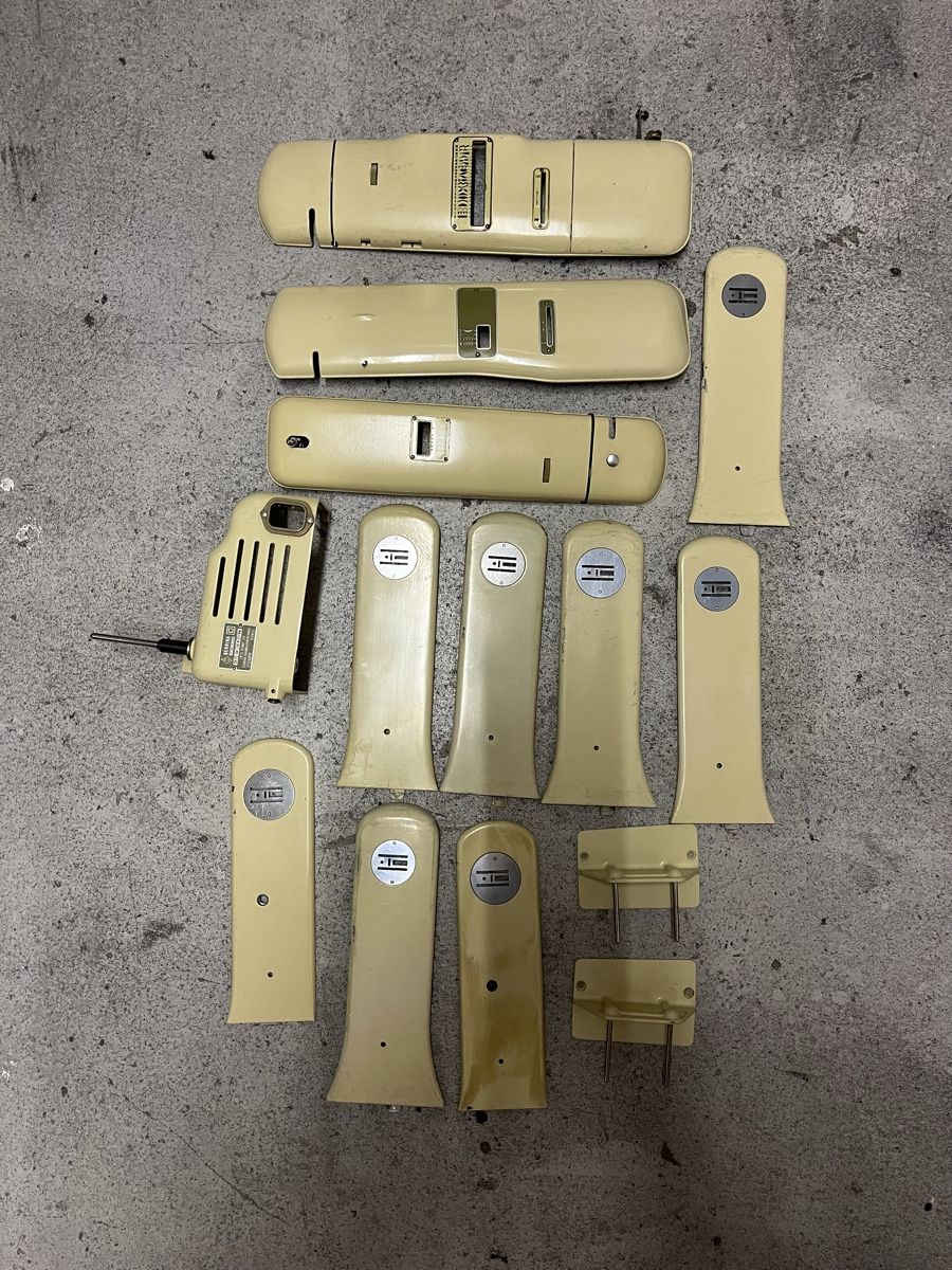 Bernina Machines à coudre: Bernina Ersatzteile   – D'occasion à Dietikon par RR1961 4