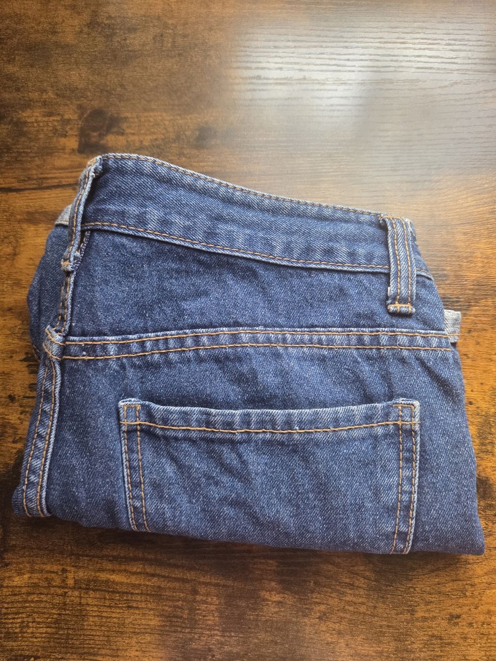 Pantalons: Jeans Shorts Grösse 26 distressed blue denim – D'occasion à Winterthur par Maricels_Boutique 1