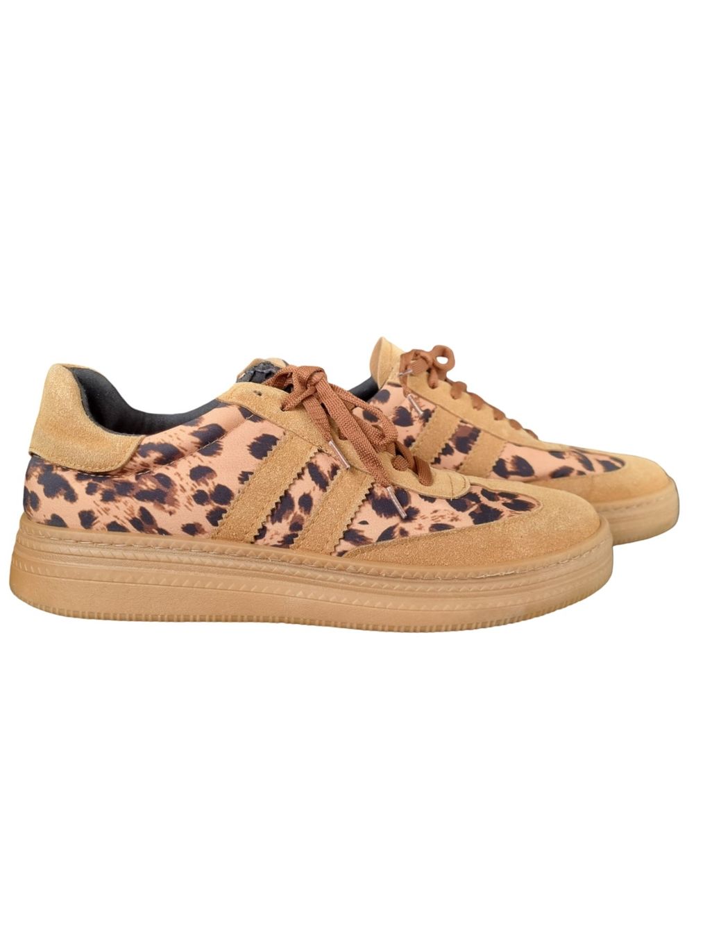 Damenschuhe: Sneaker Leopard 40 – Gebraucht aus Wangen b. Olten von Restwert_Wangen 1