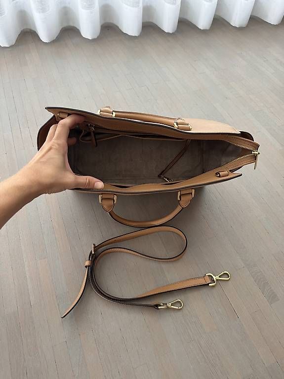 Michael Kors Taschen für Damen: Michael Kors Tasche braun Leder – Gebraucht aus Oftringen von lau_zf5r 1