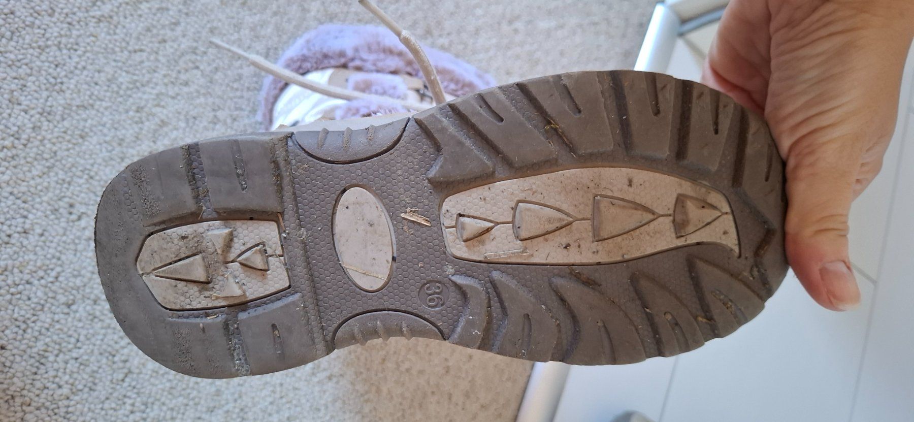 Dosenbach Scarpe per ragazze: Winterstiefel Mädchen Grösse 36 gebraucht – Usato da Richterswil venduto da Palmer2012 1