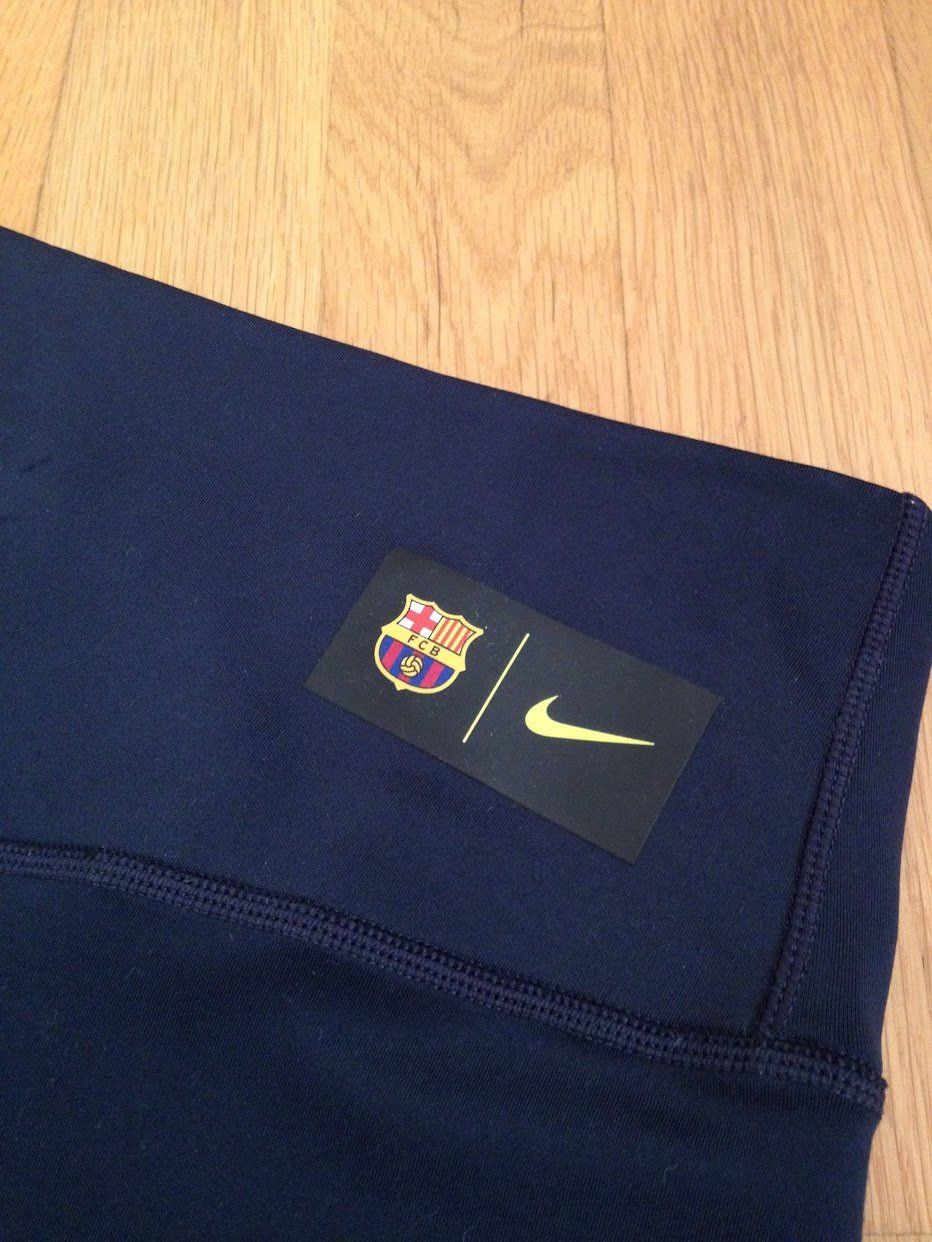 Nike Leggings: Sport Leggins Nike – Usato da Dübendorf venduto da Fip05 2