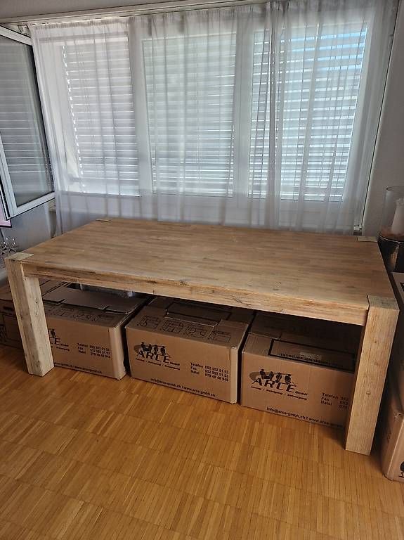 Set di tavolo e panche: Esstisch mit 6 Stühlen  Modernes Esszimmer-Set  – Usato da Wallisellen venduto da GCR01 4