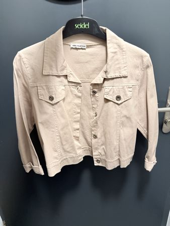 Leichte Jacke