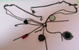 Modeschmuck zweireihige Halskette mit mehreren Anhängern