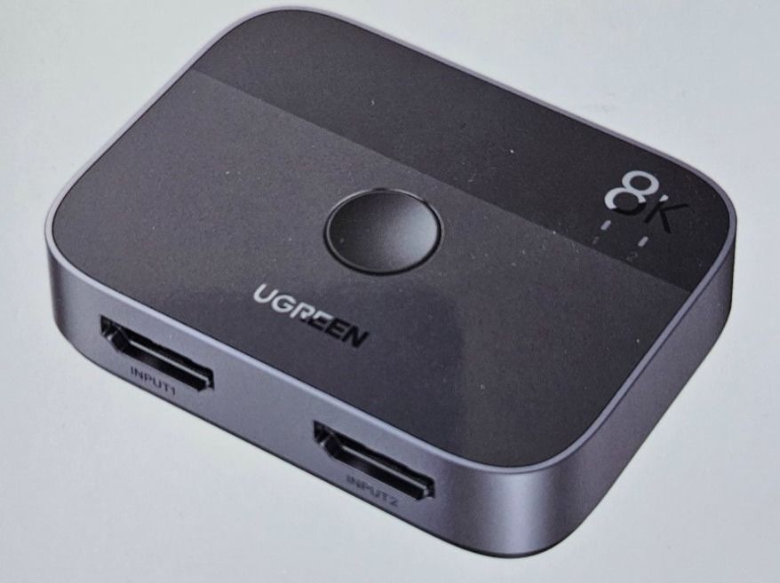 Hub & Switch: HDMI Switch 8K – Usato da Gossau SG venduto da Janosch.