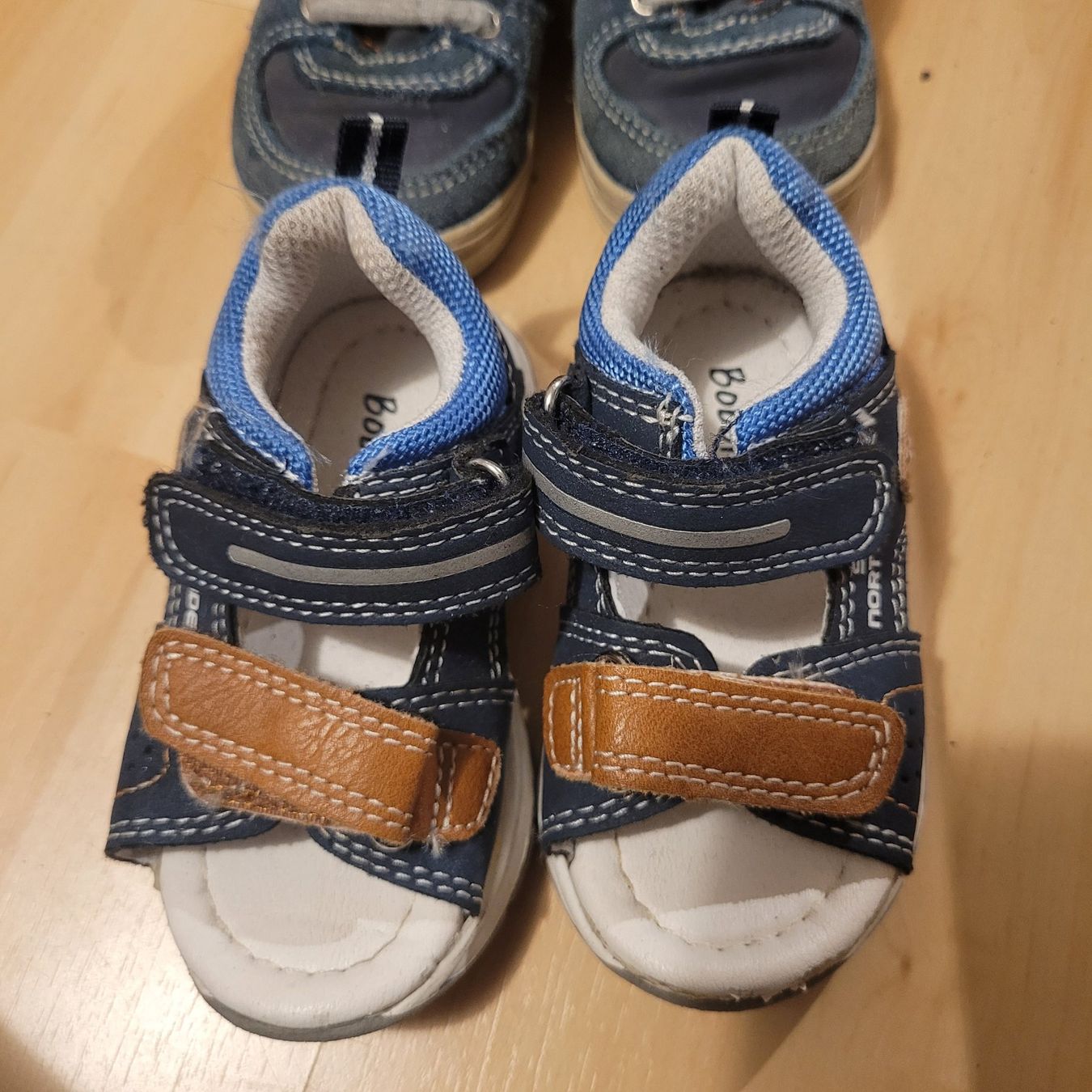 Schuhe für Jungen: S: Schuhe Set Paket Grösse 19 – Gebraucht aus Bremgarten b. Bern von Marge7979 1