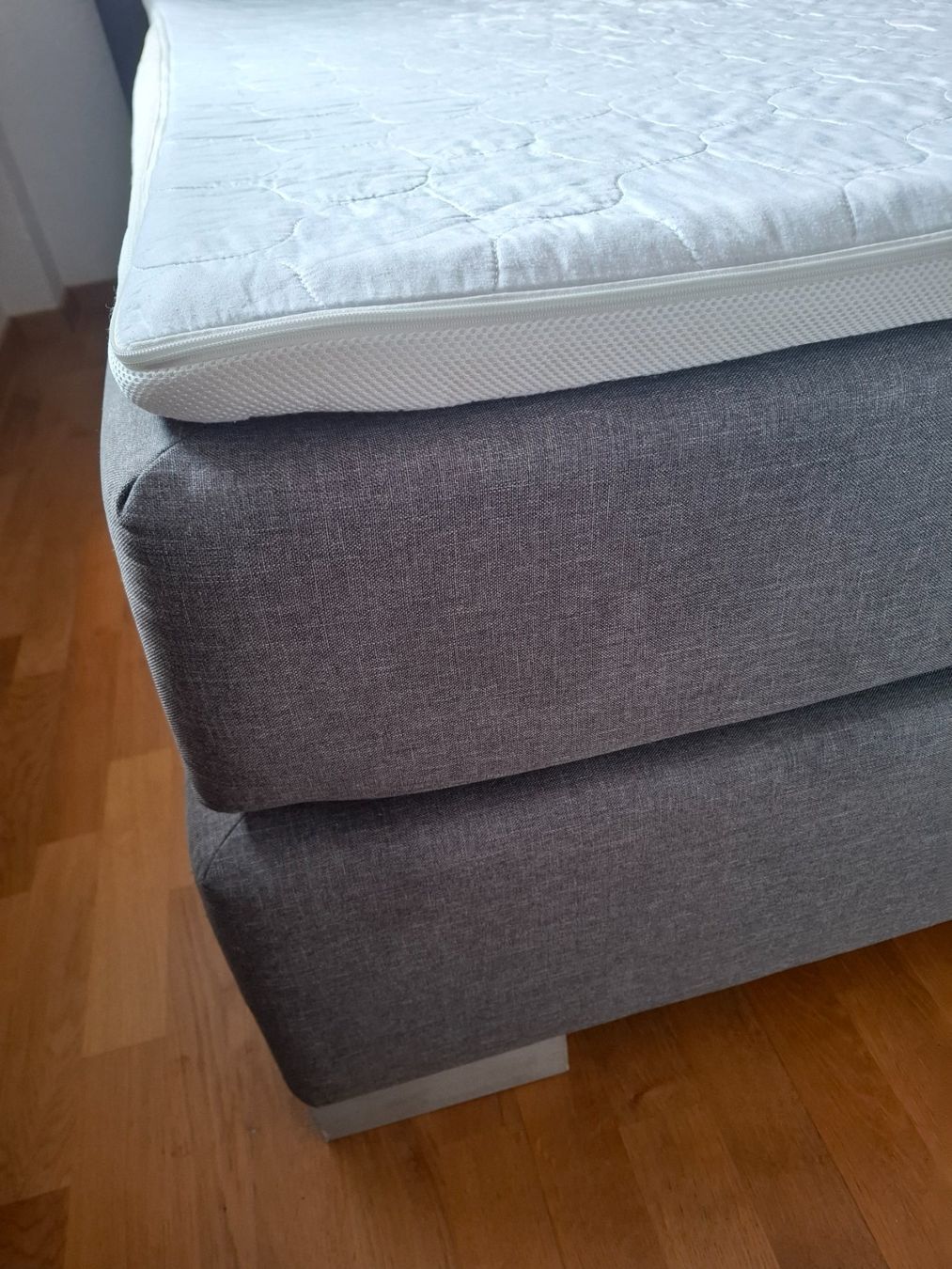Betten: Boxspringbett – Gebraucht aus Hombrechtikon von tatjana.kaelin 3