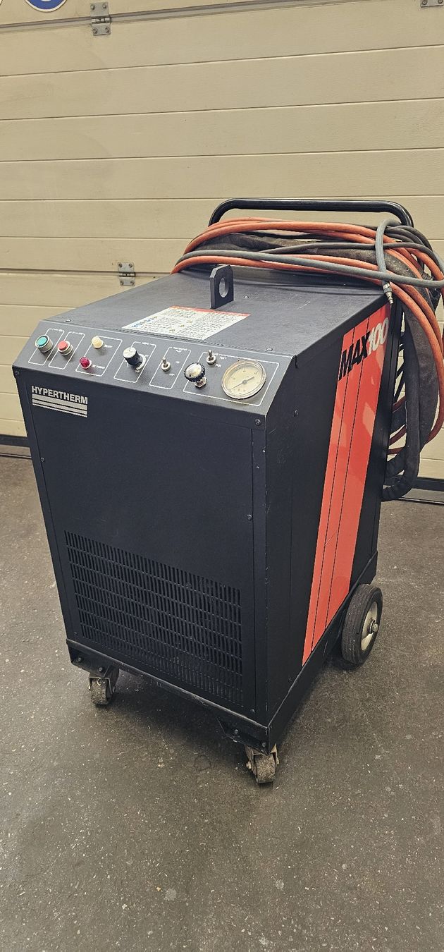 Esab Saldatori: Plasmaschneider Hypertherm MAX 100 – Difettoso da Emmenbrücke venduto da inf_l8yf 1