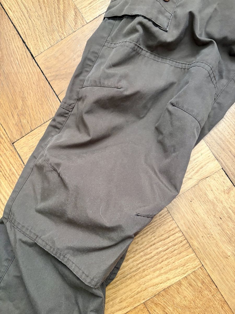 Fjällräven Pantaloni: Hose Fjällräven Barents Pro Dark Olive – Usato da Basel venduto da Konix 3
