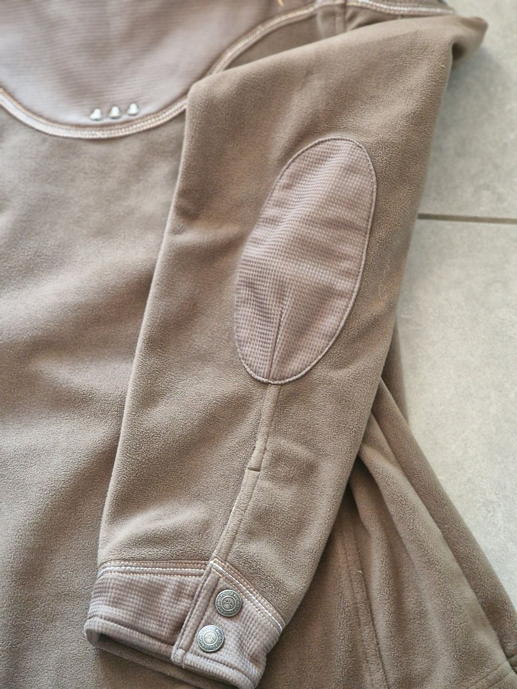 Maglioni & Felpe: 2Wunderschöne Pullover 2Für 1 gr.L wie NEU . Schönes Muster – Nuovo (secondo la descrizione) da Uster venduto da Rosmarie1958 9
