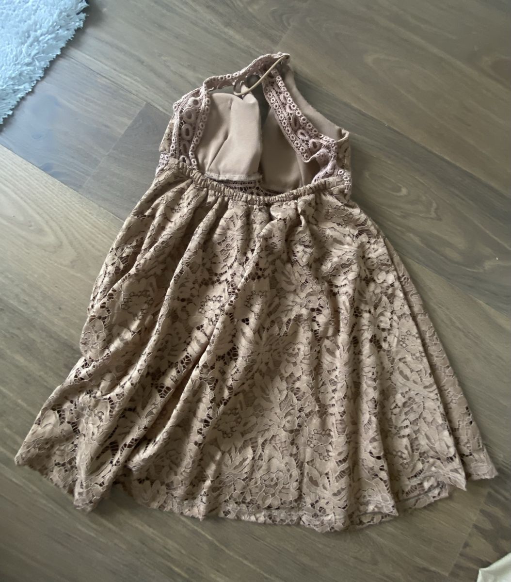 Vestiti: Kleid – Usato da Mörschwil venduto da sandy828 2
