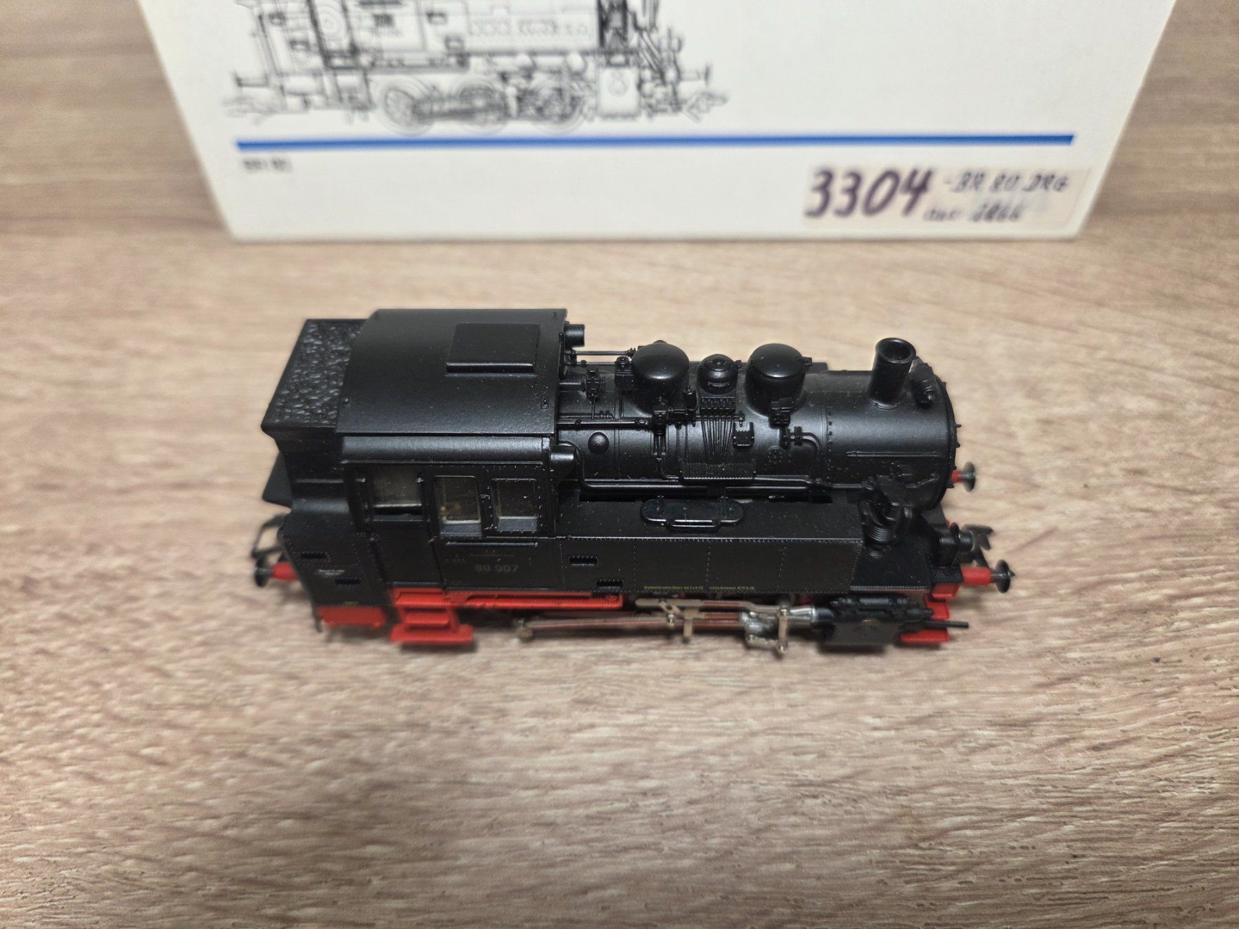 Märklin Modellini di ferrovie: Märklin 3304 Dampflok BR 80 DRG H0 – Usato da St-Aubin-Sauges venduto da Lo_Go 4