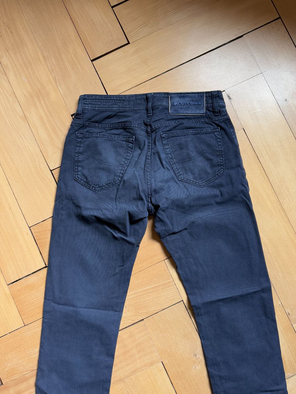 Jacob Cohën Pantaloni: JACOB COHEN - Bard Hose dunkelblau 30 – Usato da Zürich venduto da Diazaio 3