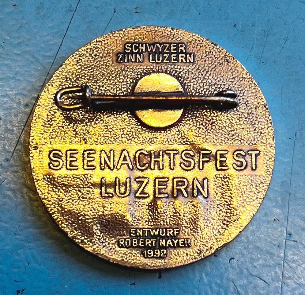 Placchette & Badge: Abzeichen Seenachtfest Luzern 1992 – Usato da Obernau venduto da Wgnom 1