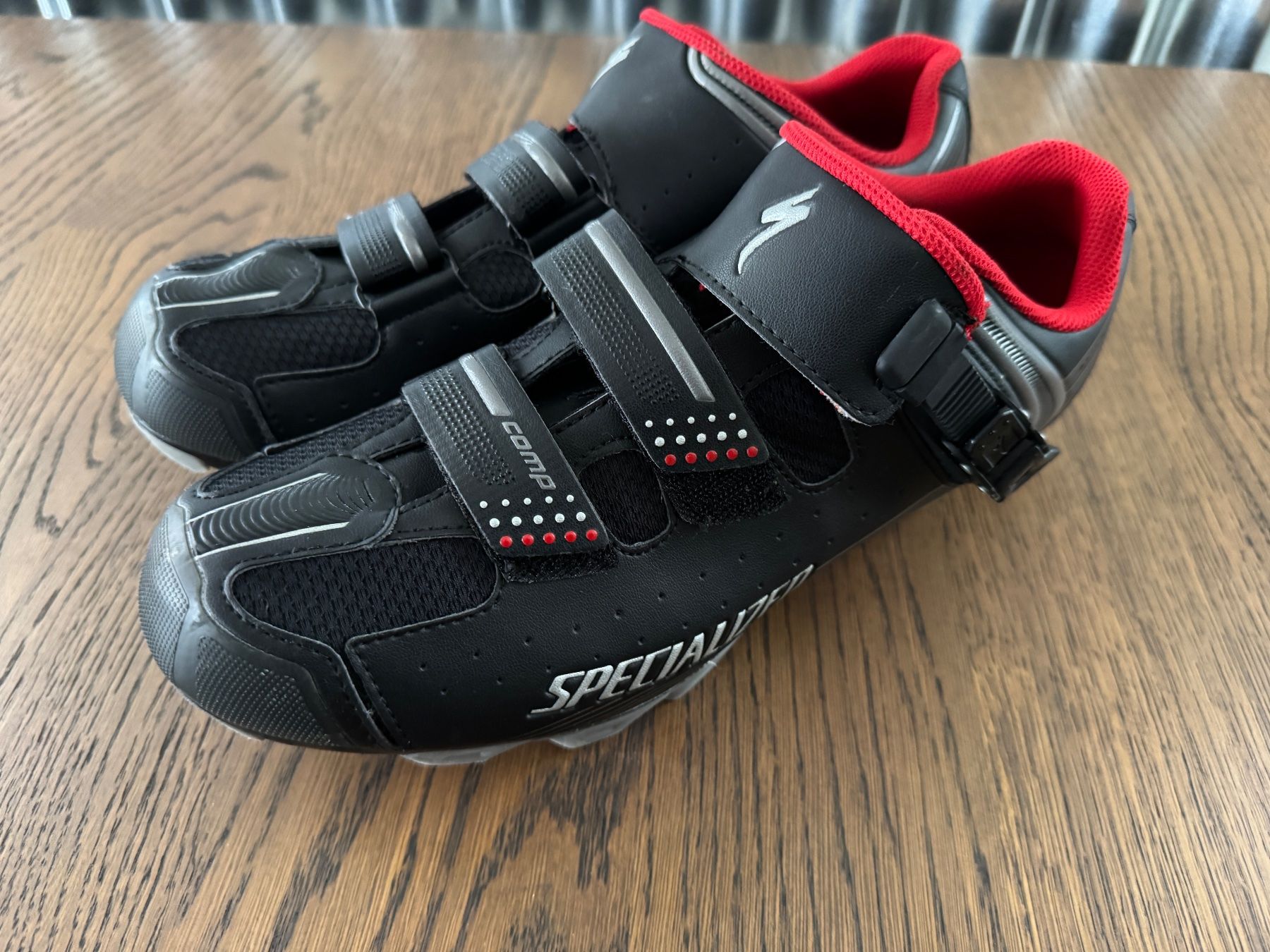 Specialized Herrenschuhe: Specialized Comp MTB Schuhe Gr. 45 mit Shimano Pedalen – Gebraucht aus Bern von tradestation 1