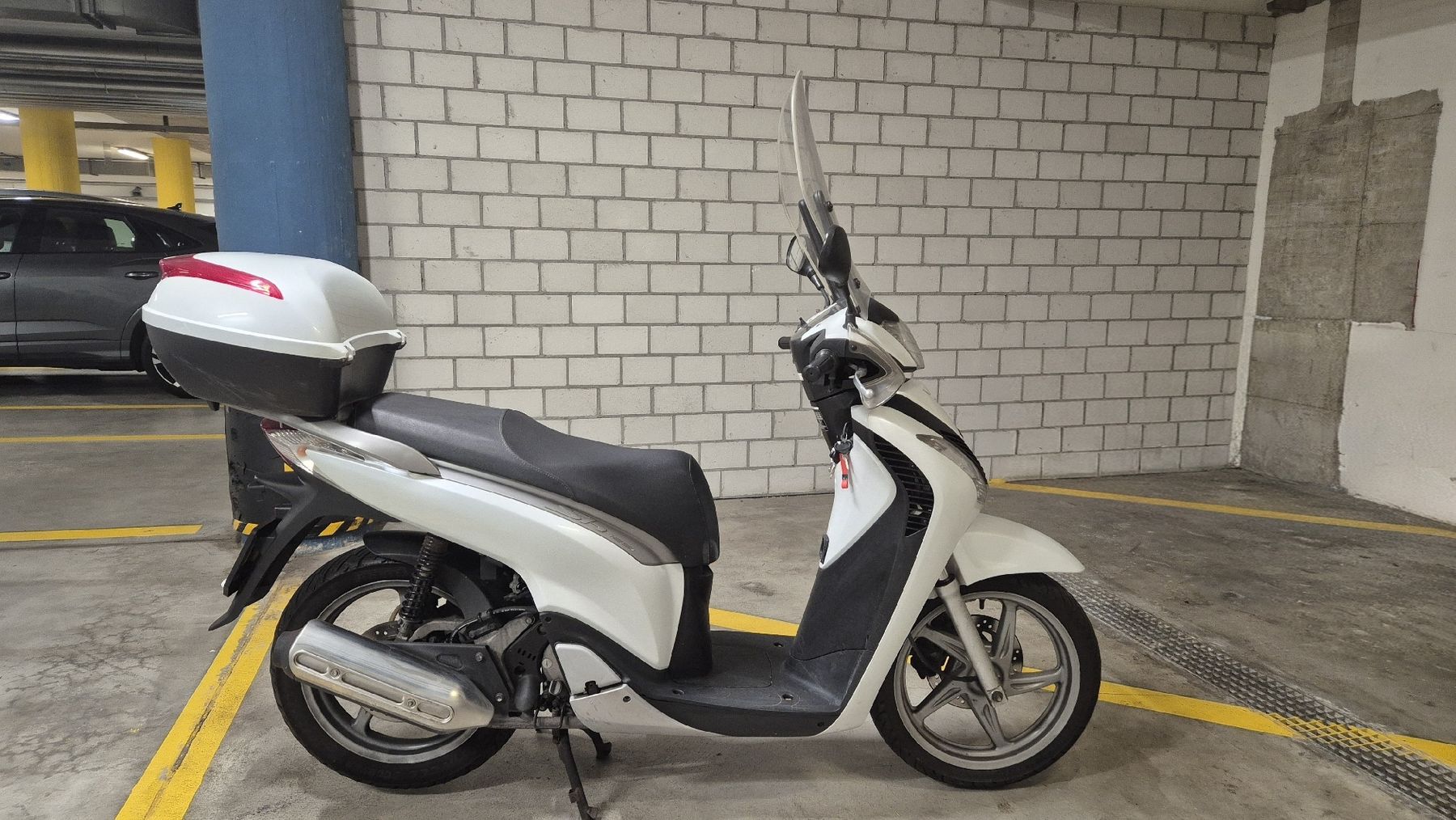 Honda Scooter: Scooter Honda SH 125 – Usato da Agra venduto da edika00 1