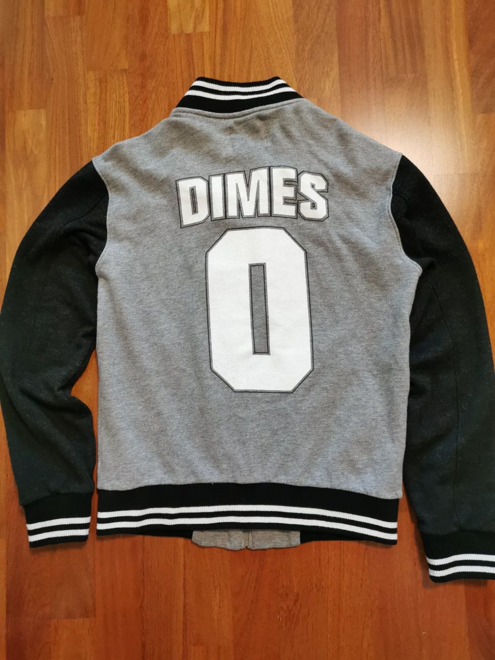 Vestes: Dimes Wrestling Sweat Jacke Grösse L – D'occasion à Stüsslingen par Grabesstampfer 1