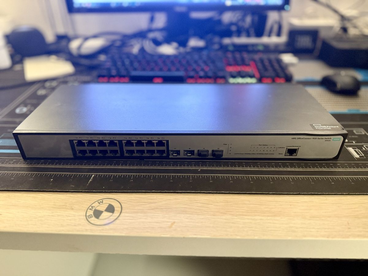 Modem & Router: HP OfficeConnect 1920 Switch (JG923A) – Usato da Horgen venduto da Houbi