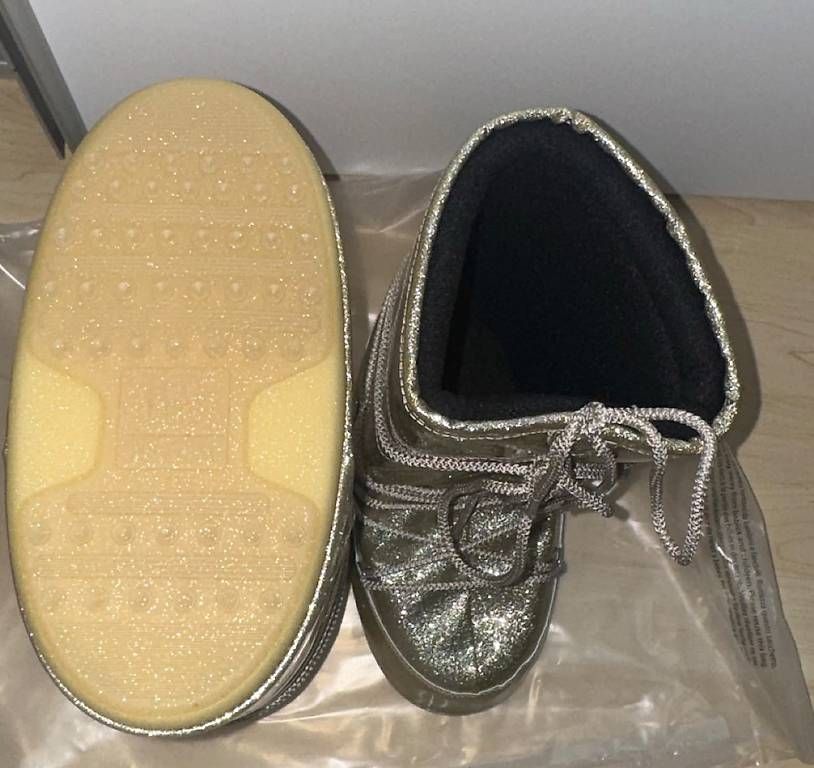 Moon Boot Scarpe da donna: Moon Boot – Nuovo e nell'imballaggio originale da St. Gallen venduto da Semine97 2