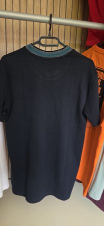 Neues BOSS T-Shirt, Grösse L, Dunkelblau - Sommer Deal!