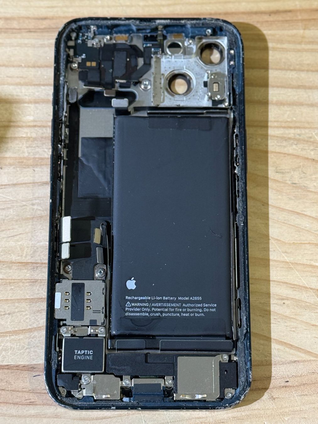 Apple Telefoni cellulari / Smartphones: Châssis Complet iPhone 13 - Connecteur de Charge + Batterie – Usato da Morges venduto da DA-repa 6
