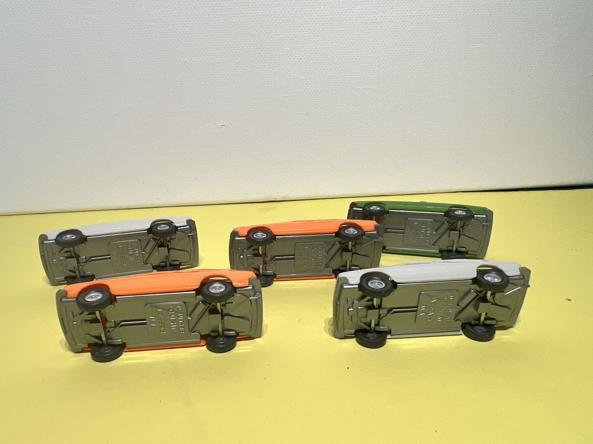 Wiking Modellini d'auto: Wiking Konvolut VW Passat 1/87 – Nuovo (secondo la descrizione) da Weinfelden venduto da Kammerflimmern 2