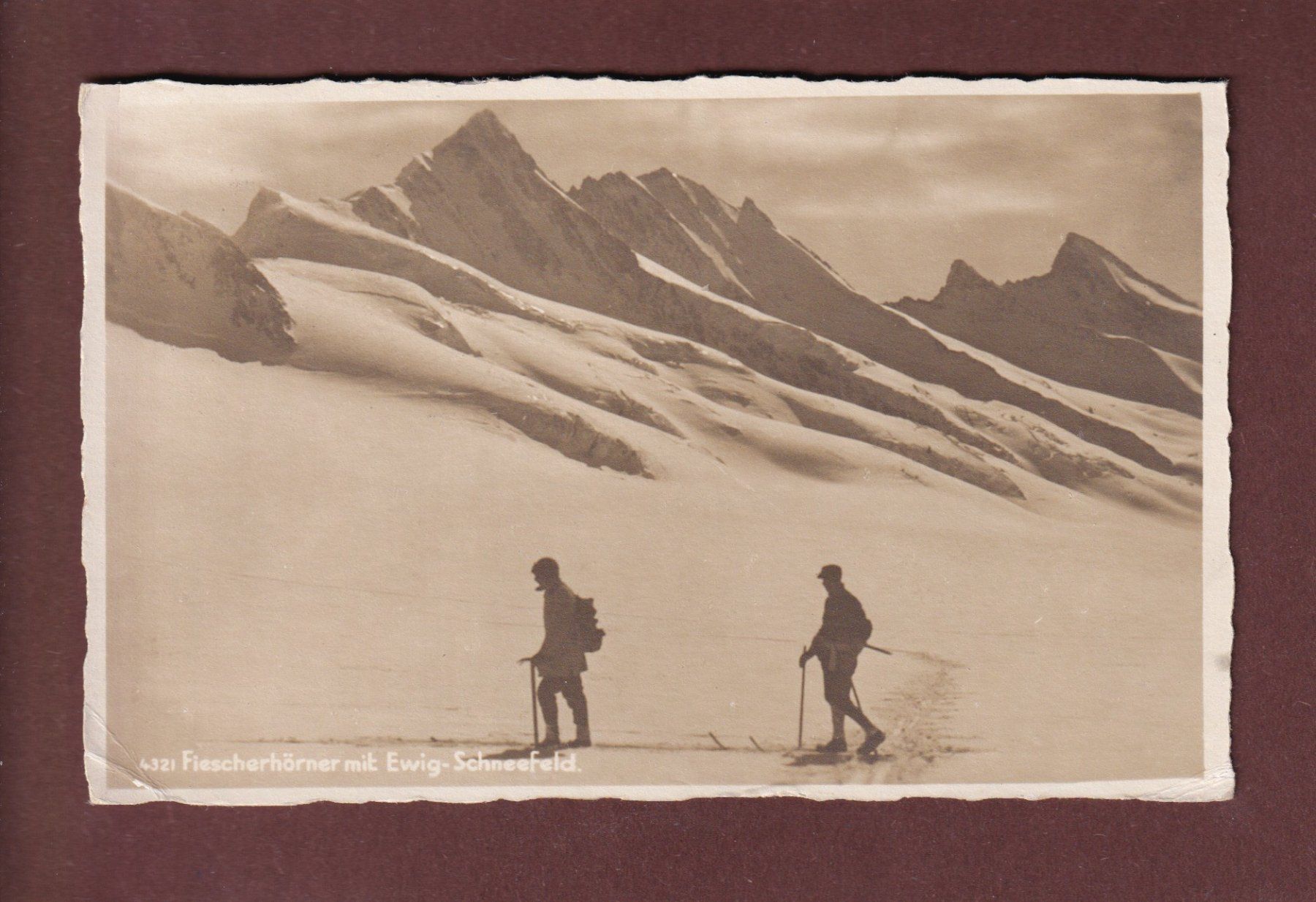 Cartes postales: FIESCHERHÖRNER - Skifahrer - 1920 // Eckbug // – D'occasion à Pully par nicecards-shop