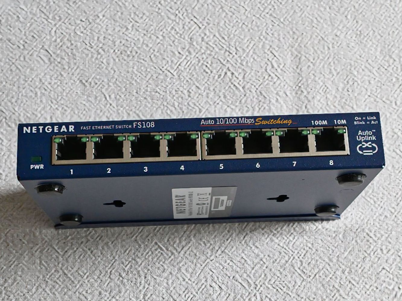 Netgear Hub & Switch: NETGEAR FS108 8-Port Fast-Ethernet-LAN-Switch – Nuovo (secondo la descrizione) da Küsnacht ZH venduto da guggi24 1