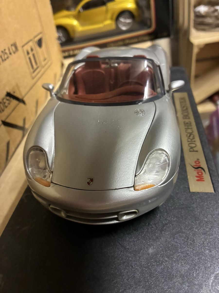 Maisto Modellini d'auto: Maisto Porsche Boxster silber 1:18 – Usato da Wattenwil venduto da Jasa79 5