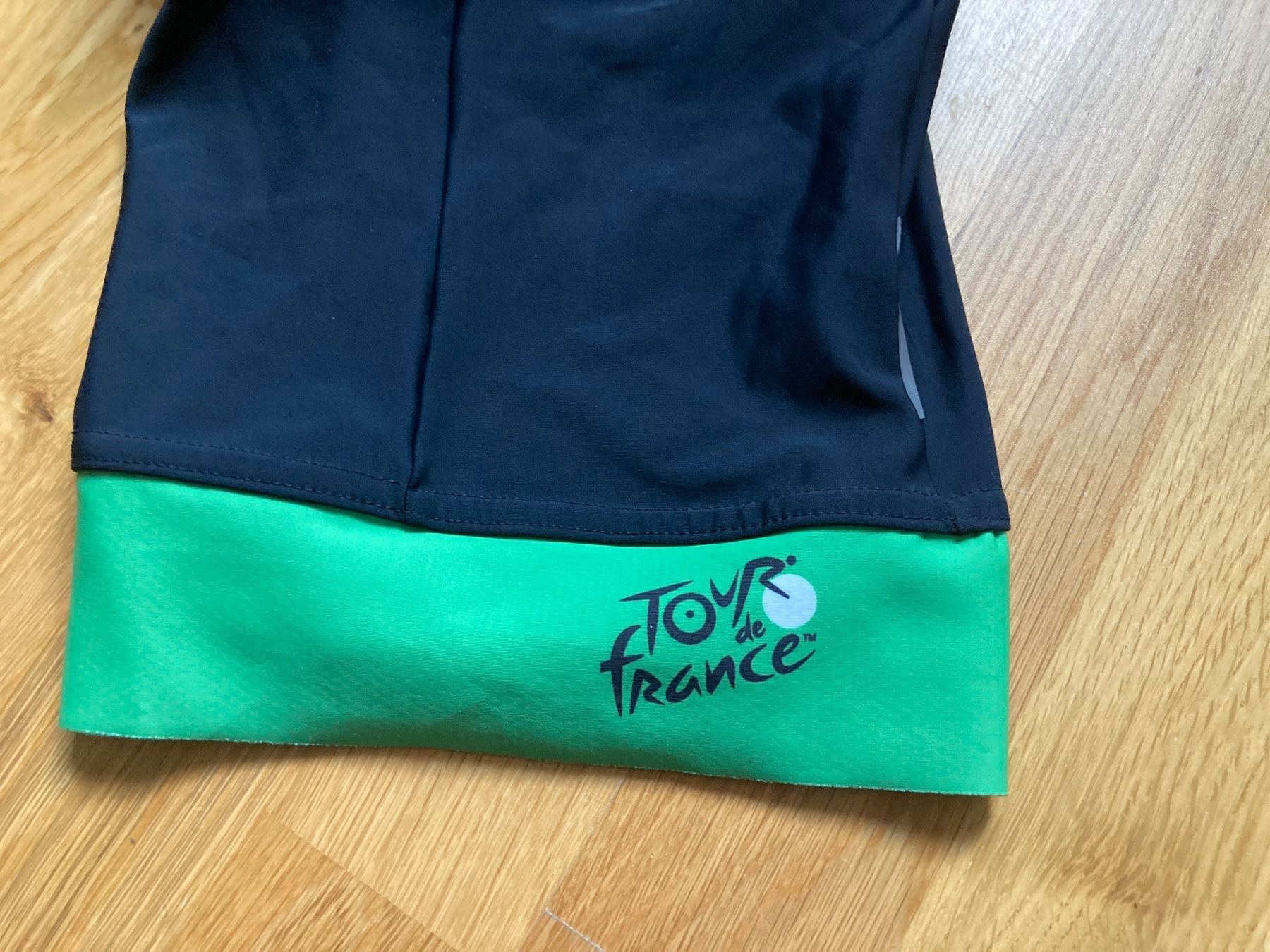 Leibchen & Hosen: Santini Rennrad Kleiderpaket 3XL – Gebraucht aus Basel von DesseHaas 3