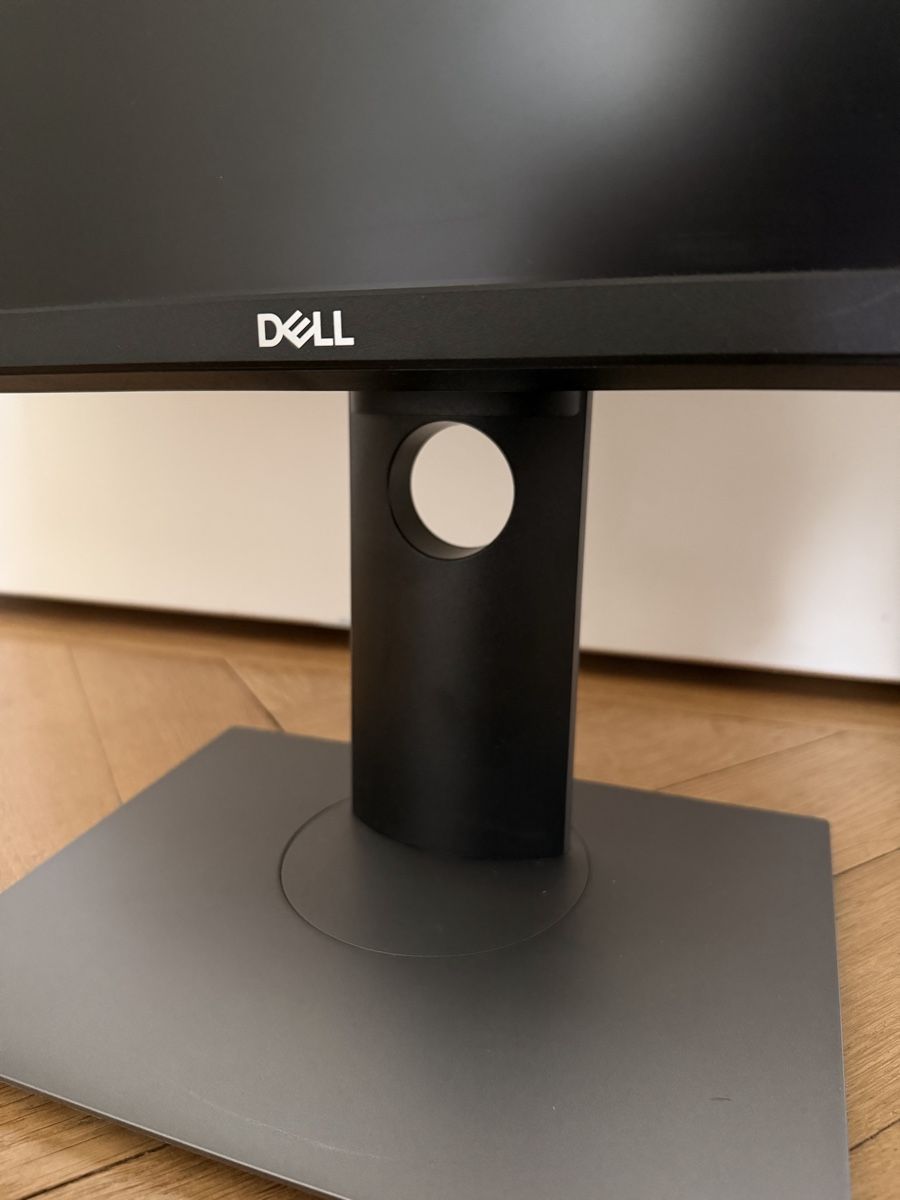 Dell Monitor: Écran Dell P2719H 27 pouces Full HD – Nuovo (secondo la descrizione) da Neuchâtel venduto da gonzalez.ni 4