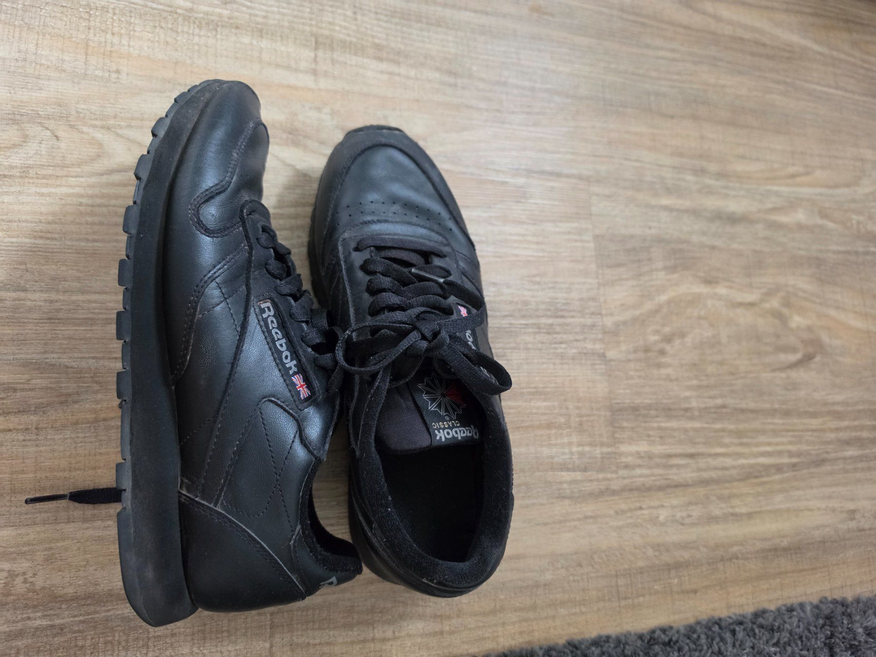 Reebok Herrenschuhe: Reebok Classic – Gebraucht aus Uetendorf von Jasiiilein_ 1
