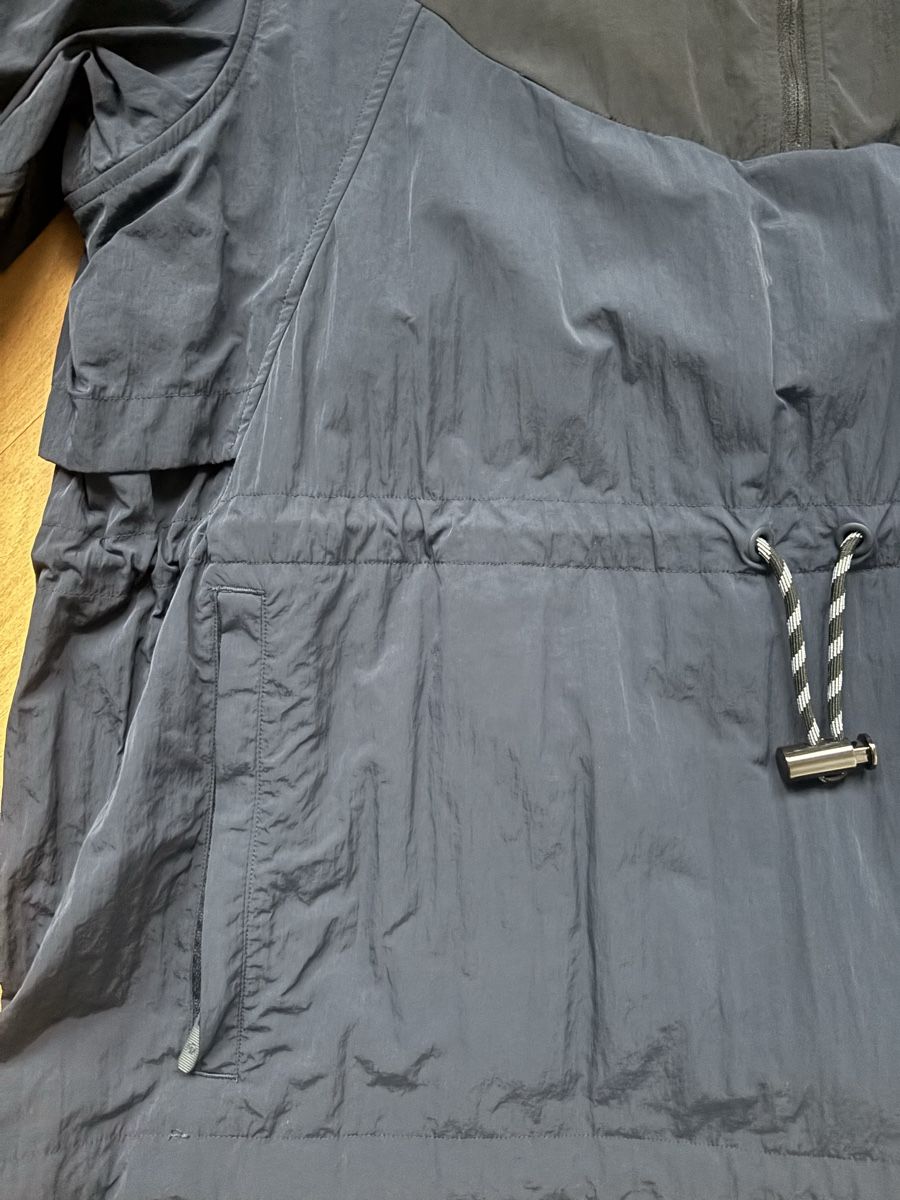 Lululemon Giacche: Regenjacke von Lululemon (Grösse 8) – Usato da Zürich venduto da LuluK88 1