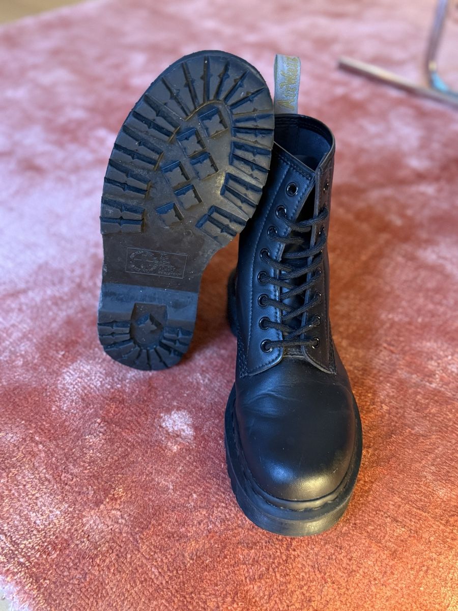 Scarpe da uomo: Dr. Martens 1460 Bex Mono Gr. 38 – Usato da Zürich venduto da camilot 3