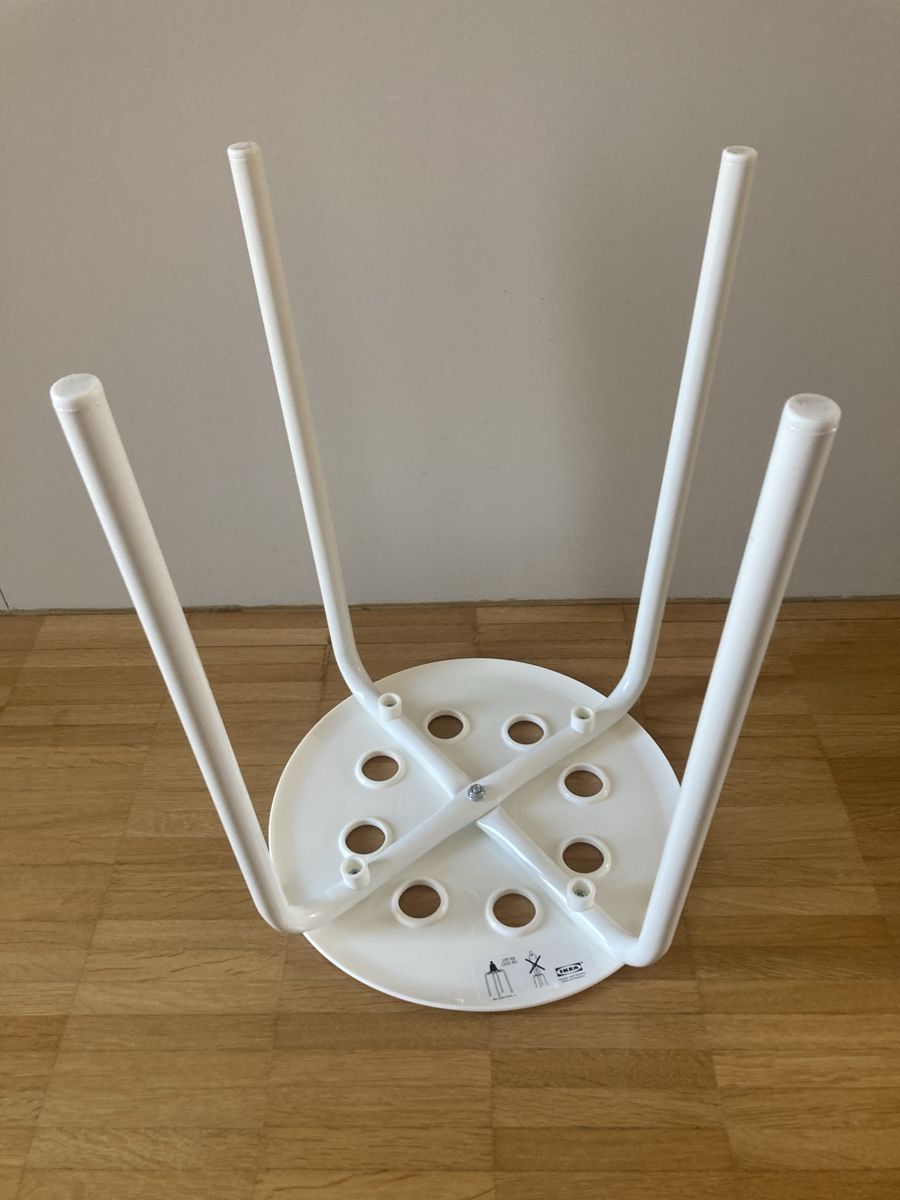 Ikea Sgabelli: Ikea Hocker Marius Metall/Kunstoff – Usato da Zwingen venduto da Kult2000 2