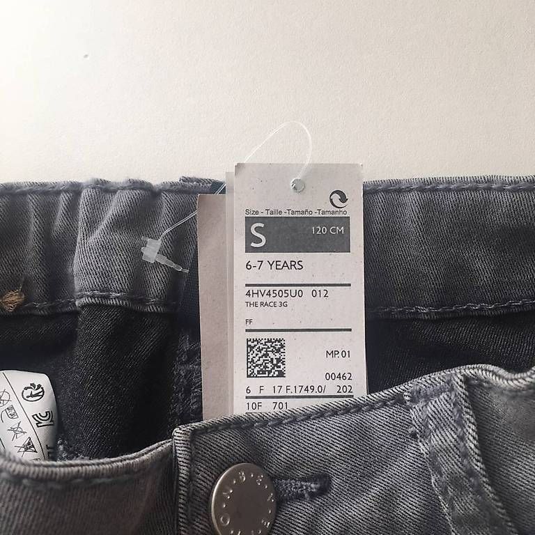 Benetton Vestiti & Gonne: Benetton jupe jean 6/7 ans – Nuovo e nell'imballaggio originale da Geneve venduto da maremonte 1