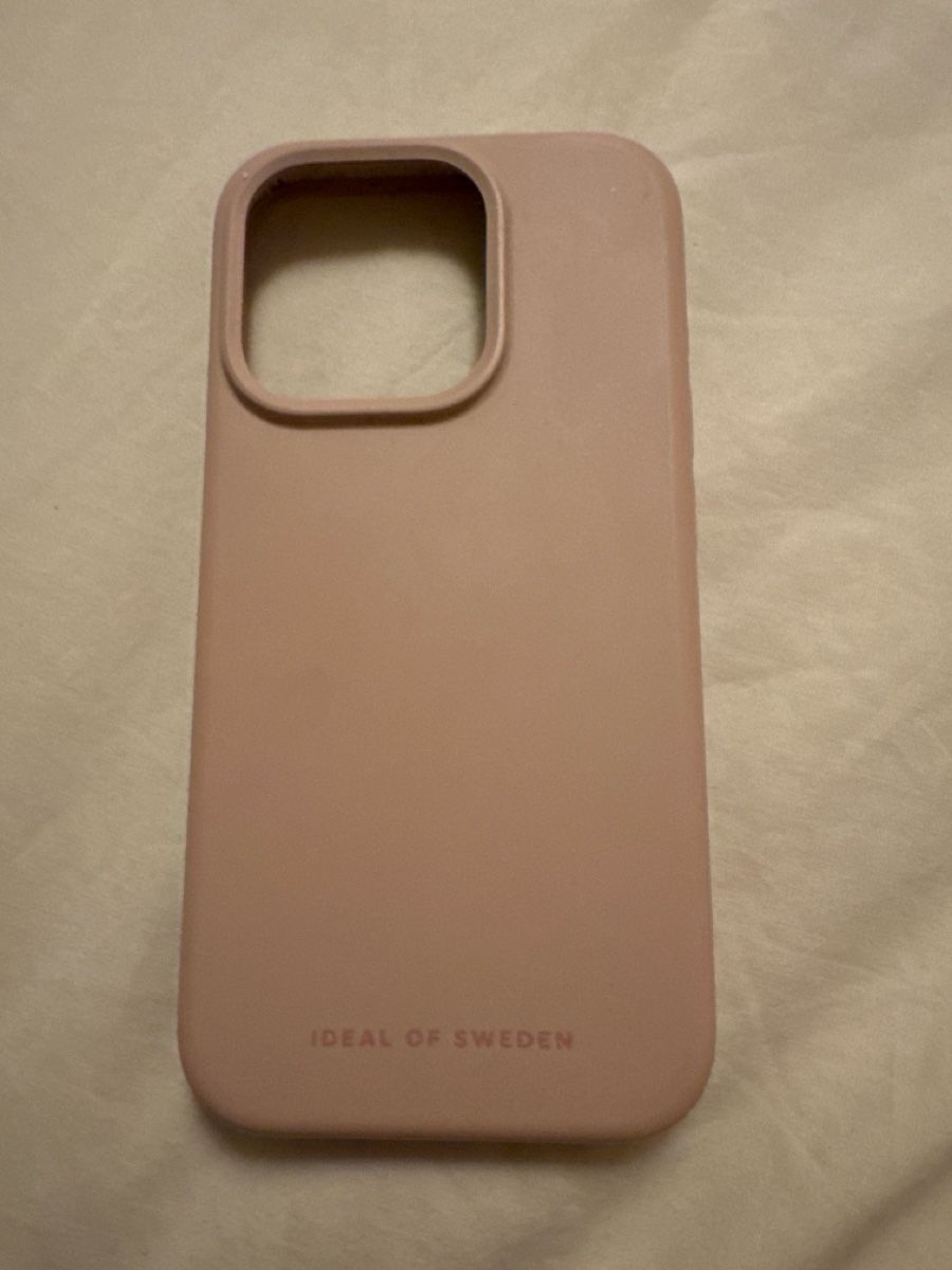 iDeal of Sweden Coques & Protection écran: Iphone 15 Pro cover – Neuf (Voir description) à Chavannes-de-Bogis par dle_5x5y