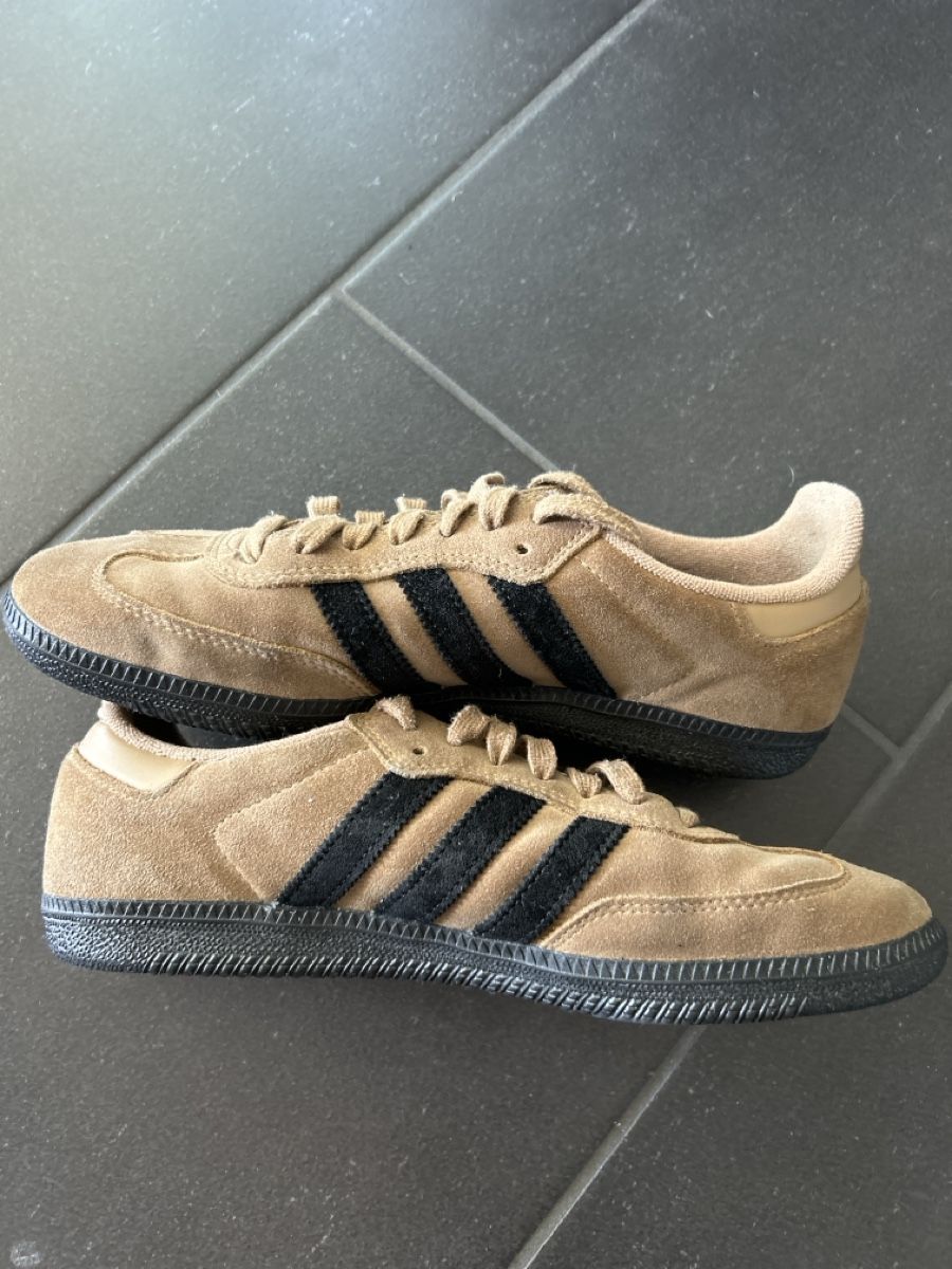 Adidas Herrenschuhe: Sneaker von adidas Samba, Grösse 40 2/3, beige – Neu (gemäss Beschreibung) aus Erlinsbach SO von hallon480 2