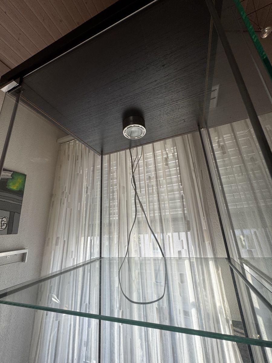 Vetrine: Glasvitrine mit Licht – Usato da Belp venduto da ome_x7jr 1