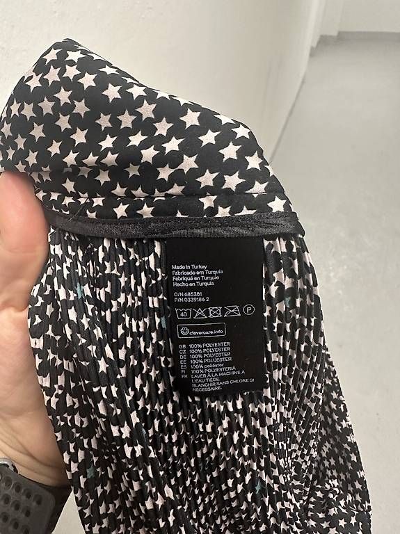 H&M Gonne: Minirock H&M Gr.42 – Usato da Uster venduto da staernli4 3