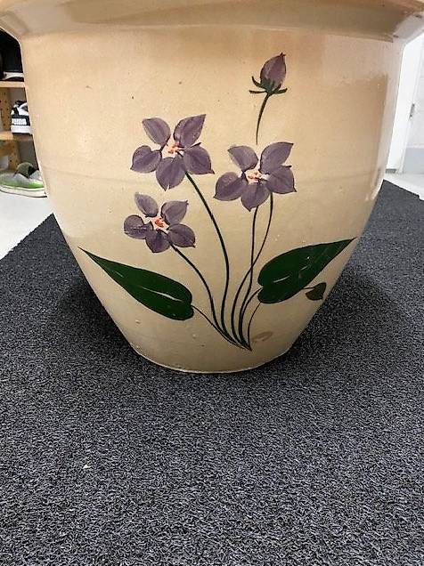 Blumentöpfe: Tontopf mit Blume – Gebraucht aus Hirzel von jno 1