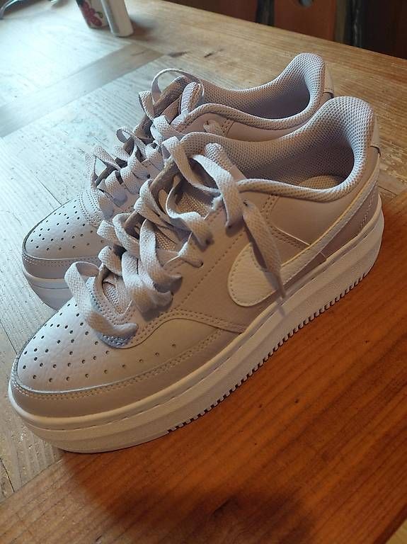 Scarpe da donna: Nike Damenschuh hellrosa – Usato da Ibach venduto da alturis01
