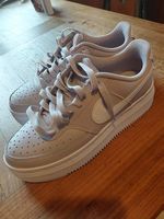 Nike Damenschuh hellrosa