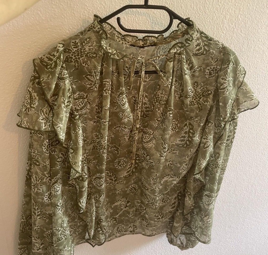 Chemisiers: Zara blouse  – Neuf (Voir description) à Genolier par nz44 1