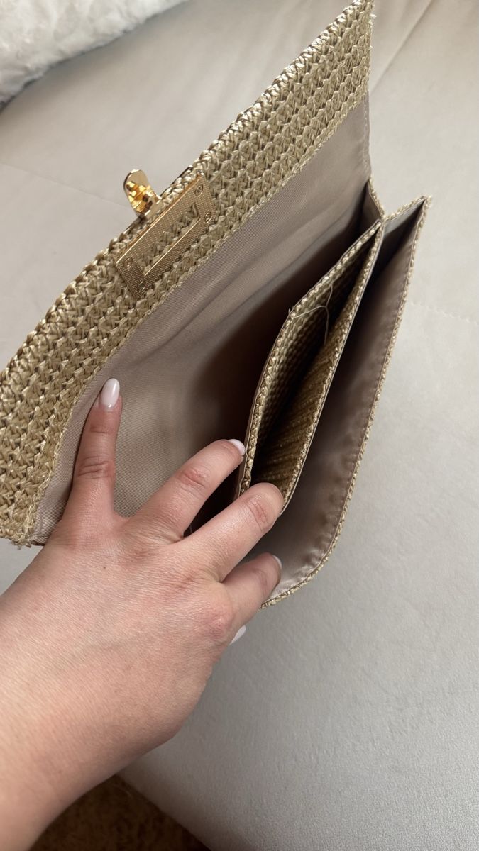 Borse da donna: Sommer Clutch – Nuovo e nell'imballaggio originale da Surcasti venduto da Lenkita 2