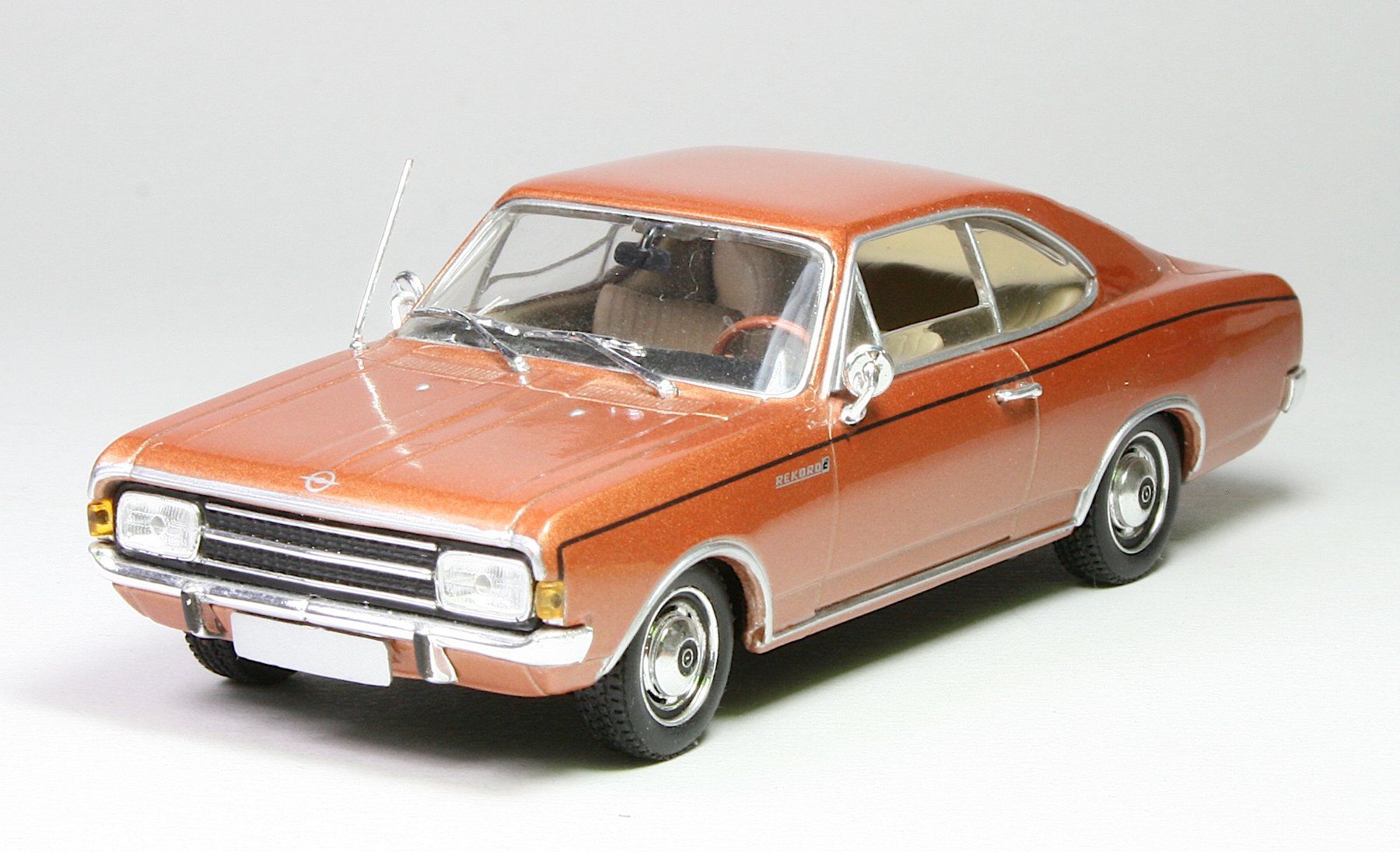 Minichamps Modellautos: Minichamps Opel Rekord C – Gebraucht aus Elsau von Peekay8