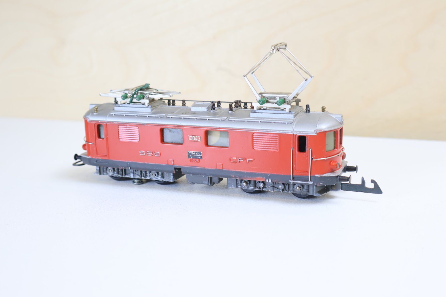 Wesa Modelleisenbahnen: WESA SBB Re 4/4 E-Lok - Rot – Gebraucht aus Winterthur von Monstera 2