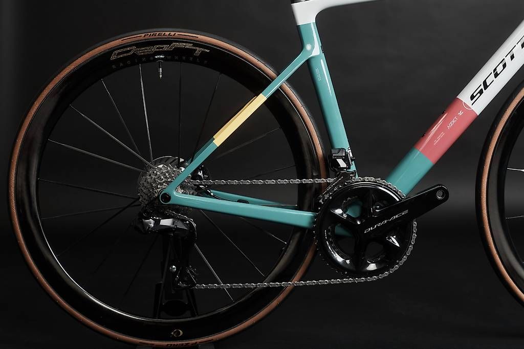 Velos: Superleichtes Scott Addict RC – Gebraucht aus Glarus von Pork_pie0 2