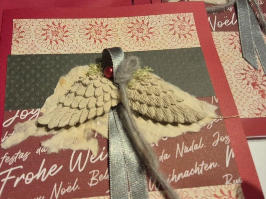 Karten: 2er SET, Weihnachtskarten mit Engelsflügel – Neu und originalverpackt aus Nottwil von echtMOMO 2